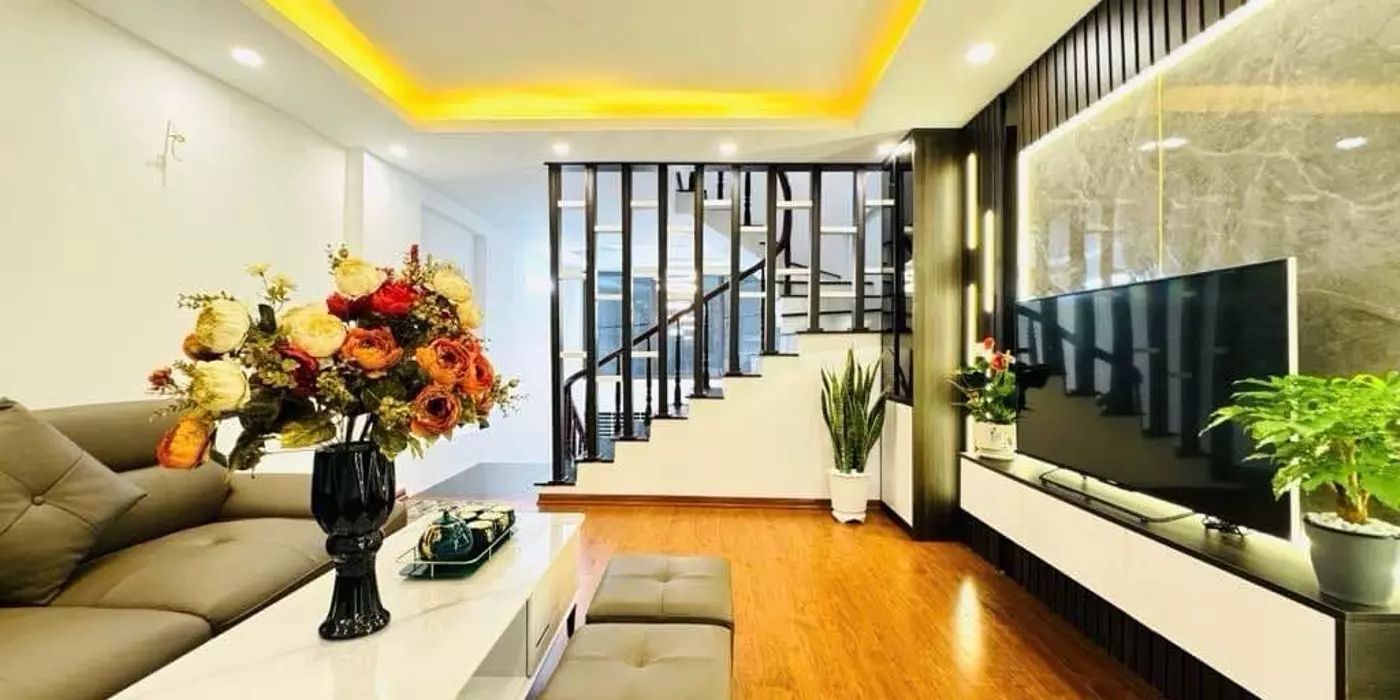 CHỦ CẦN TIỀN BÁN GẤP Nhà Ô TÔ ĐỖ CỬA - NGÕ NÔNG THÔNG THOÁNG KHU MINH KHAI, HOÀNG MAI 57m2 - 7.5 tỷ