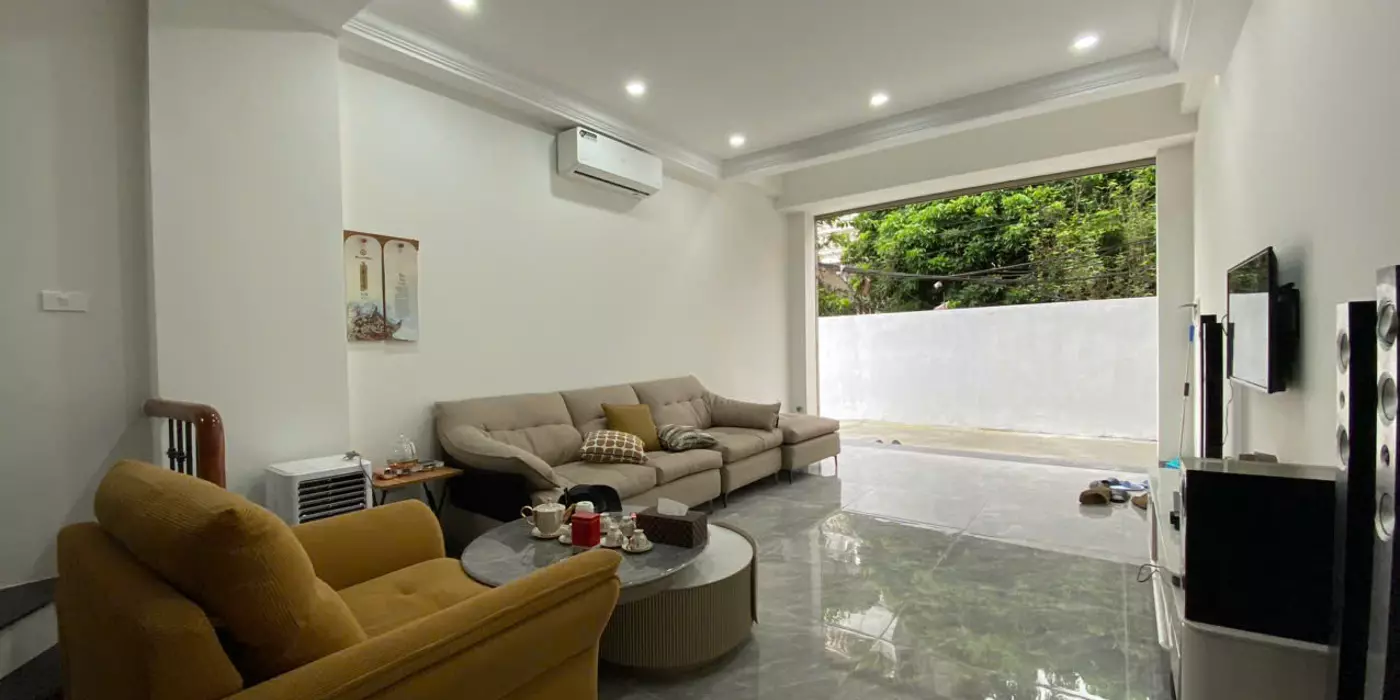 Nhà 6 Tầng Thang máy, Ngọc Thụy Long Biên, 39m², 4PN, Nội thất tiền tỷ, Giá Hấp Dẫn