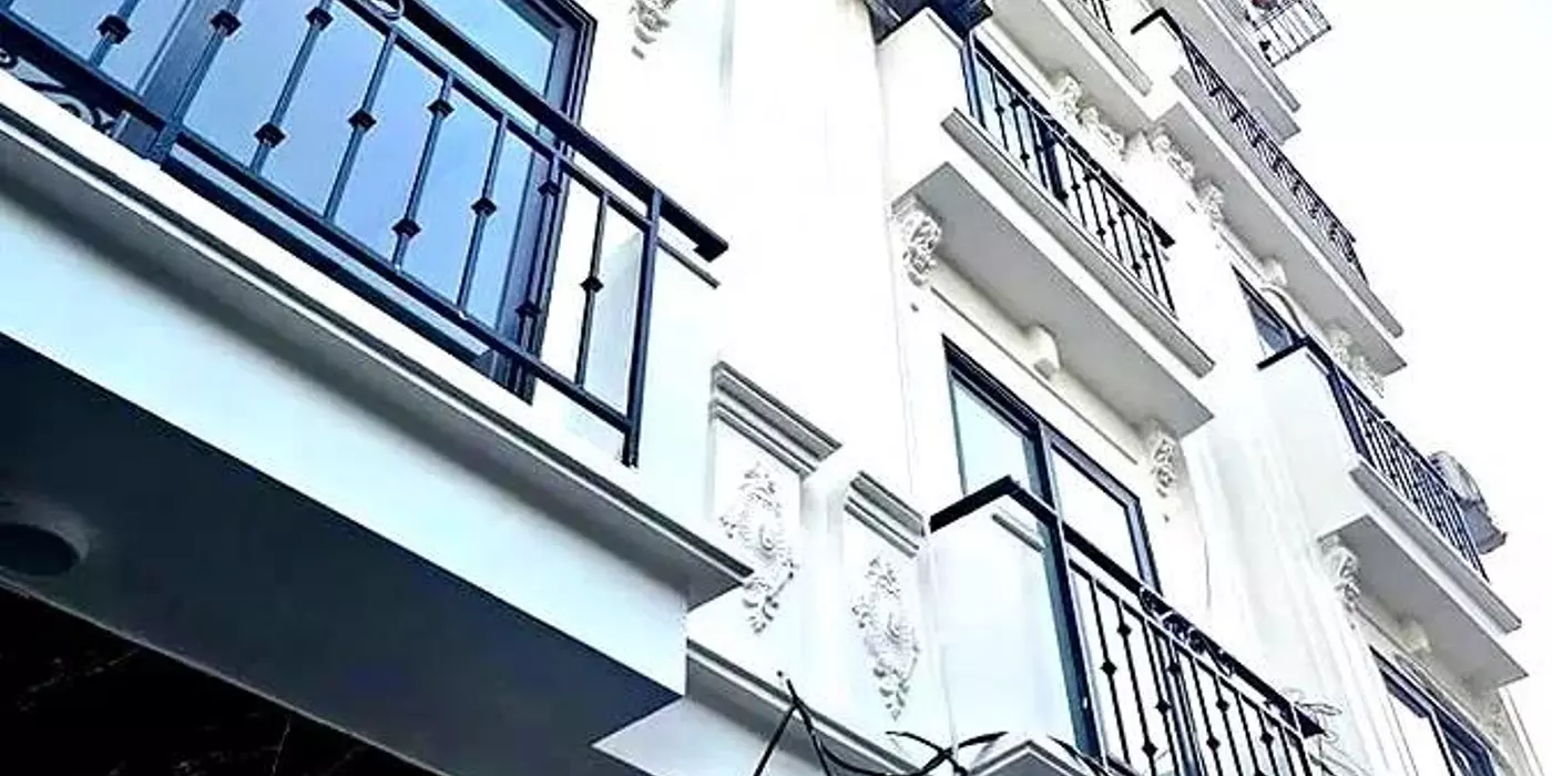Siêu phẩm nhà mới phố Đông Thiên 32m2 5 tầng giá 5.5 tỷ