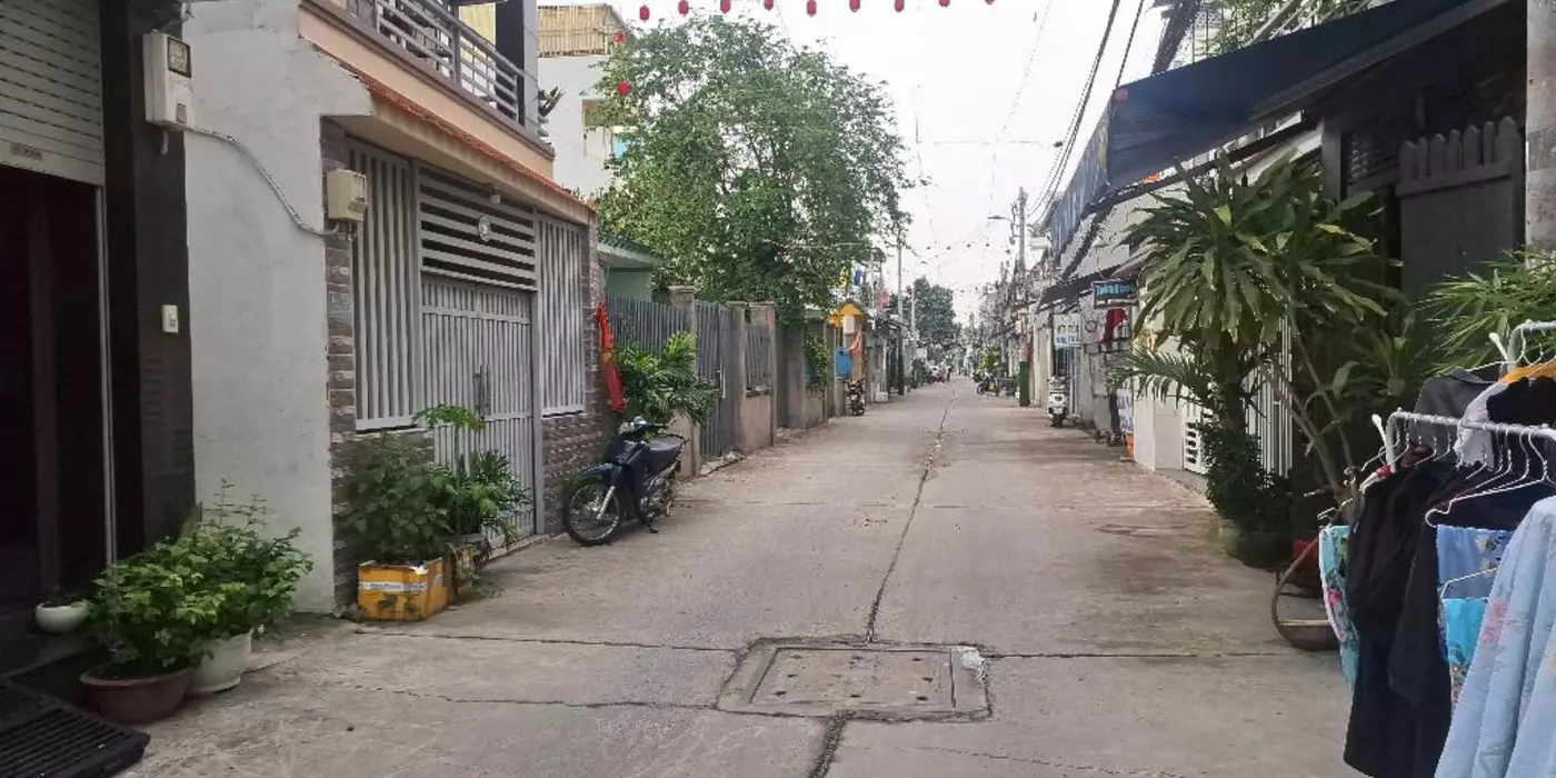 Mặt tiền đường xe hơi thông, 41 Chuyên Dùng Chính, Phú Mỹ Q7, 5 tầng 135.5m2 10 phòng kinh doanh