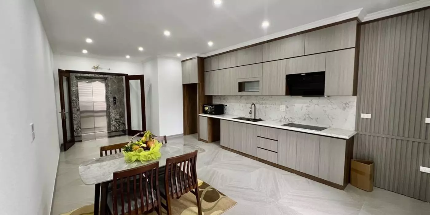 NHÀ ĐƯỜNG 800A - KHU VIP- KINH DOANH ĐỈNH - Ô TÔ ĐÕ CỬA - THANG MÁY - 53M2- 7T - MT 4.5M - 19.5 TỶ