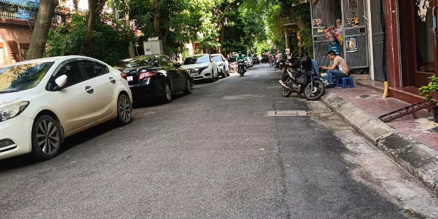 BÁN NHÀ 5T HOÀNG QUỐC VIỆT, DT 50M2, 1 NHÀ RA PHỐ, NHÀ ĐẸP Ở NGAY, GIÁ 14.2 TỶ