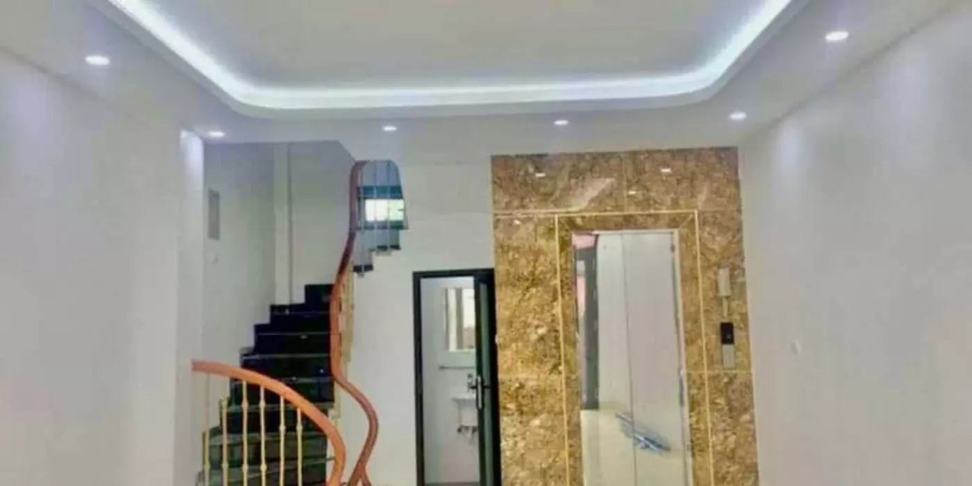 Bán nhà gần phố Nguyễn Khuyến Hà Đông, Gần Khu Đô Thị Văn Quán 40m2 6T thang máy 8 tỷ