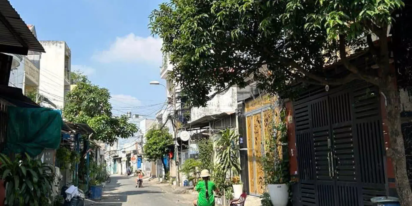 Bán nhà mặt tiền 9x38m giá 16,5 tỷ Đường Trung Mỹ Tây 12