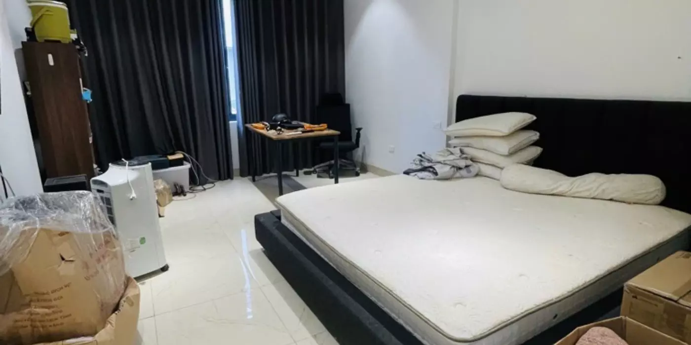 Bán nhà lạc trung 5 tầng long lanh ô chờ thang máy phân lô ô tô tránh hai bà trưng