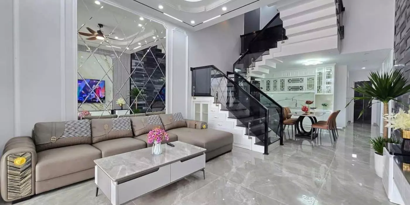 BÁN NHÀ 5T NGUYỄN KHÁNH TOÀN, DT 55M2, 1 NHÀ RA PHỐ, NHÀ ĐẸP Ở NGAY, GIÁ 15.5 TỶ