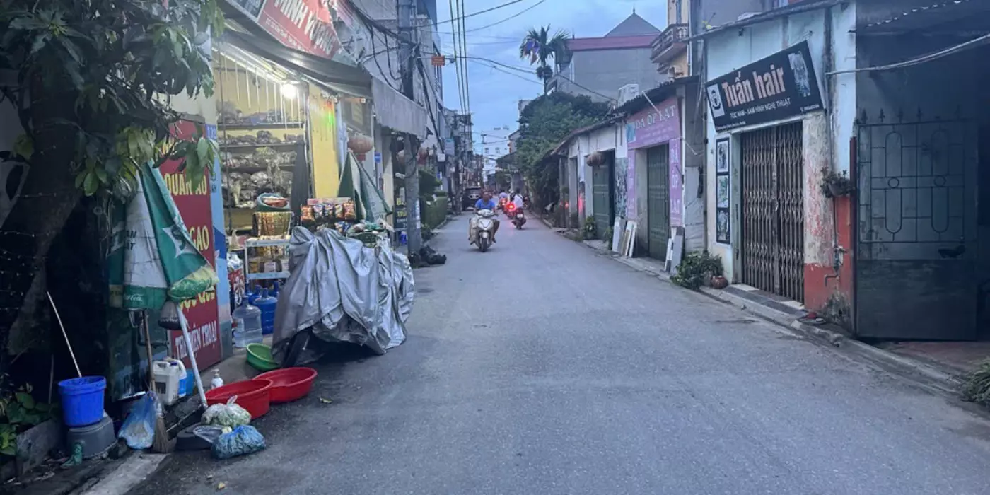 HIẾM- NGÕ Ô TÔ TRÁNH - Ô TÔ VÀO NHÀ