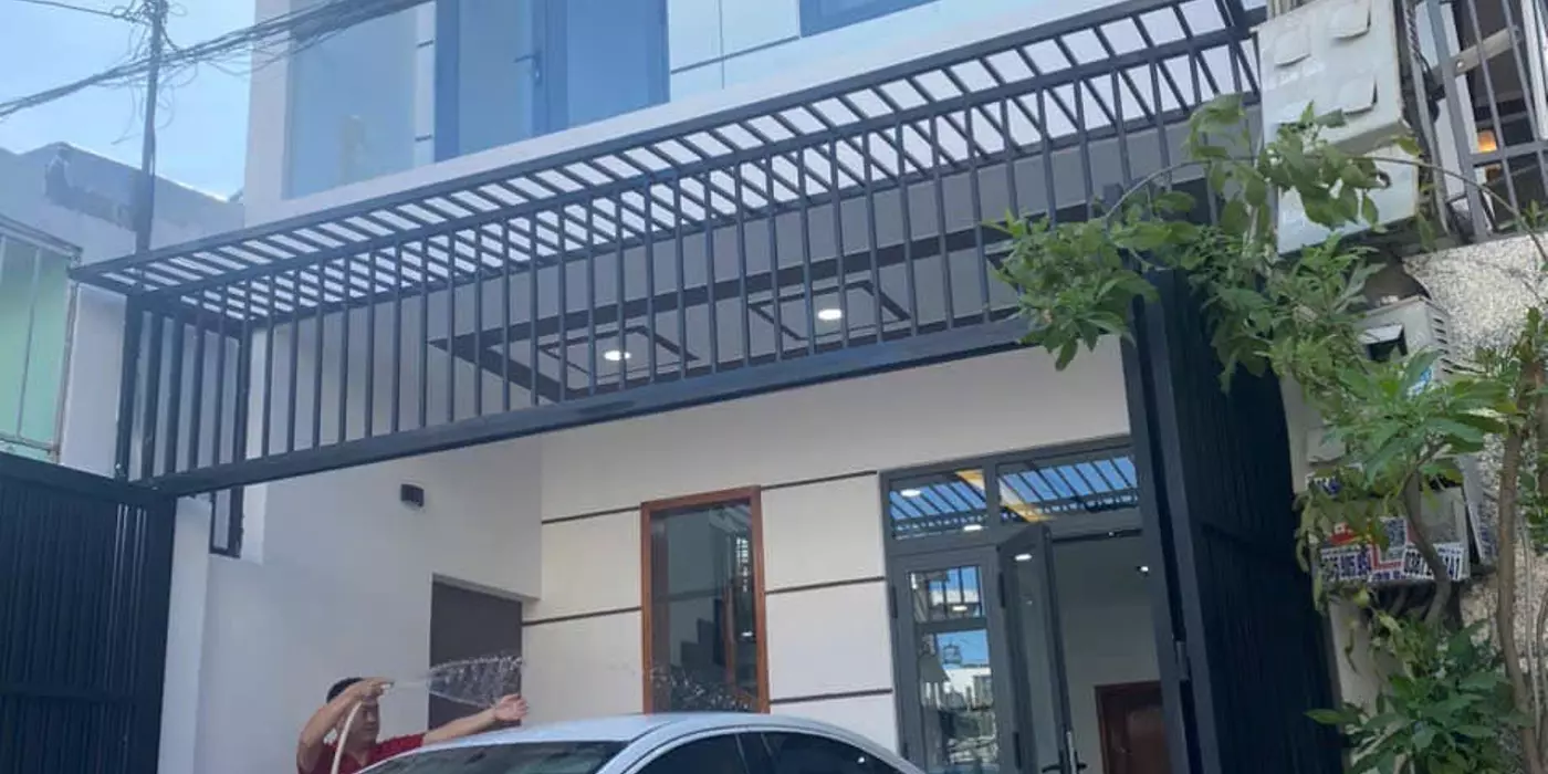 **CẦN BÁN NHÀ 2 TẦNG MỚI TINH HẺM Ô TÔ VẠN THẮNG, TP NHA TRANG**  
**Giá bán: 3.65 tỷ**