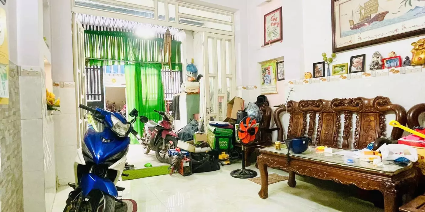 NHÀ 2 TẦNG -  Ô TÔ ĐỖ CỬA TRUNG MỸ TÂN XUÂN - GẦN CHỢ, NHÀ THỜ TRUNG CHÁNH.