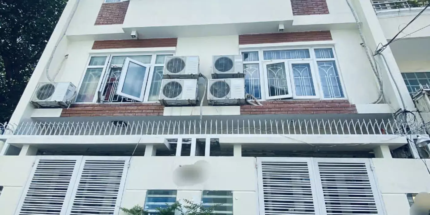 Bán  CHDV 5 tầng, ngang 8m doanh thu 55tr, hẻm nhựa tải tránh 8m thông D2 nối dài 17.6 tỷ