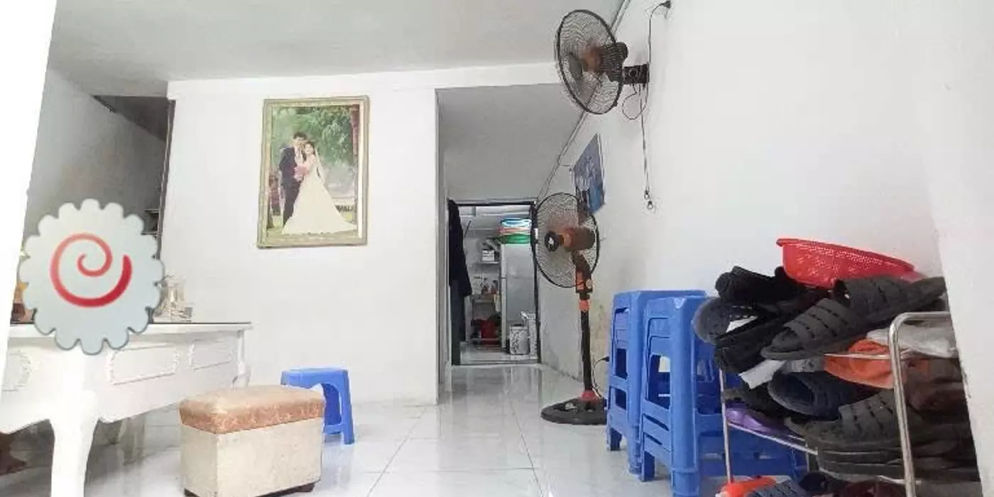Bán nhà Nguyễn Xiển Ô Tô đỗ cửa 54m2 xây 3 tầng,mặt tiền 3.9m giá 1.97 Tỷ