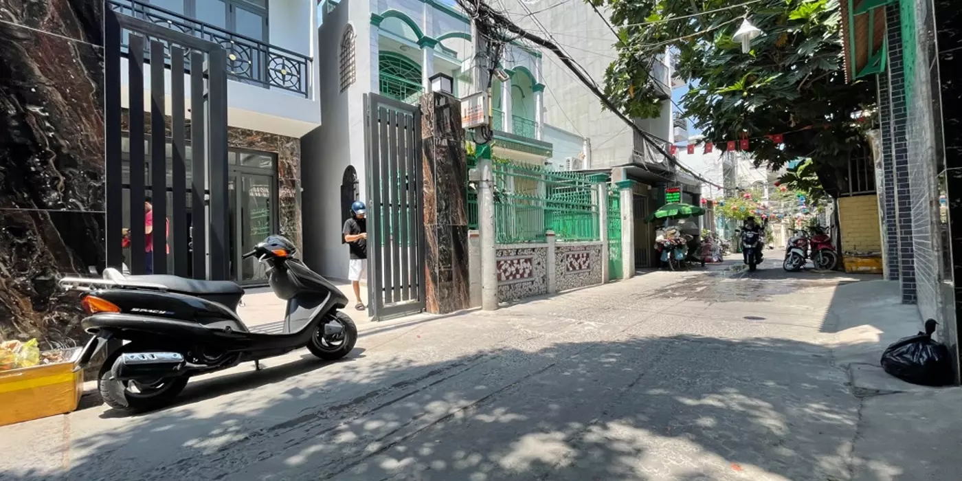 Mặt tiền hẻm 219 Tạ Quang Bửu 6x22, 4 tầng chỉ 12 tỷ 7