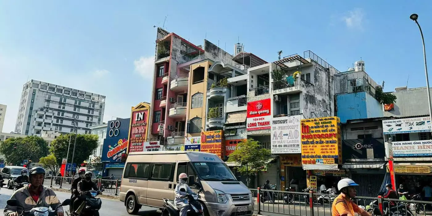 ***KHAN HIẾM GÓC 3MẶT TIỀN KD PHAN VĂN LƯU P.3,BÌNH THẠNH-TIỀN THUÊ 50TR