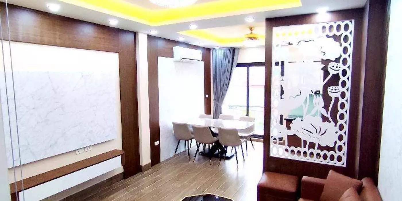 Bán Nhà Phân Lô Ô Tô Vào Nhà - Phố Giải Phóng, 8 Tầng Thang Máy, MT 7.8m, DT 67m² - View Thoáng,