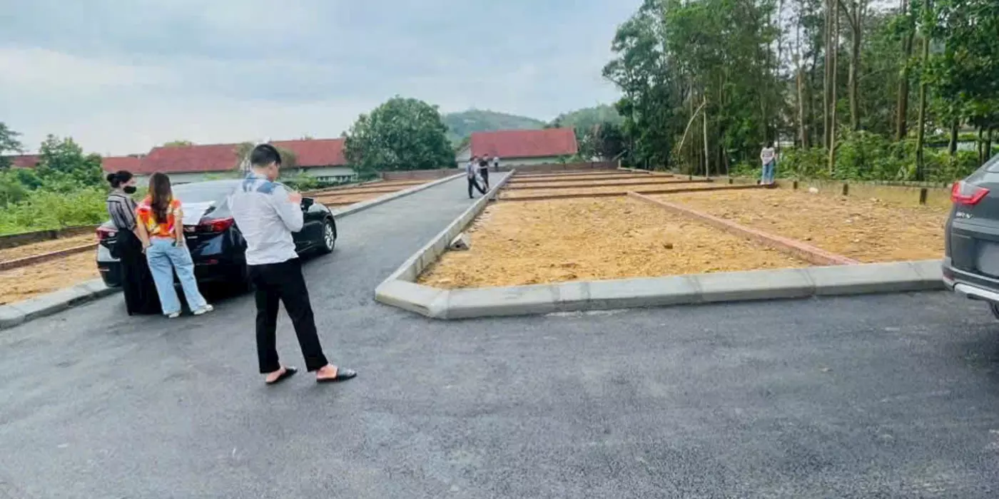 Bán thửa đất 95m Cổ Đông ôtô đường thông mặt tiền rộng giá rẻ 1.9 tỷ