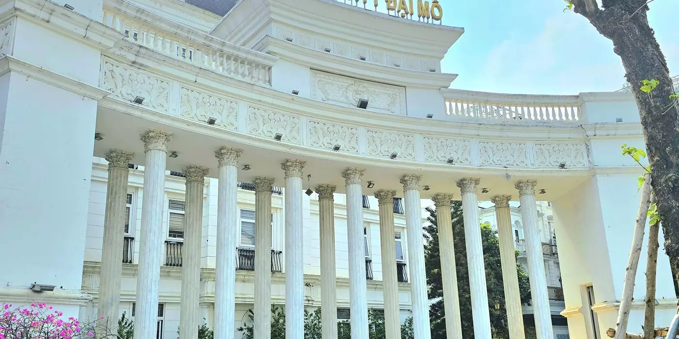 Bán siêu phẩm lô góc Louis City Đại Mỗ, 216m2, 5 tầng kinh doanh siêu đỉnh