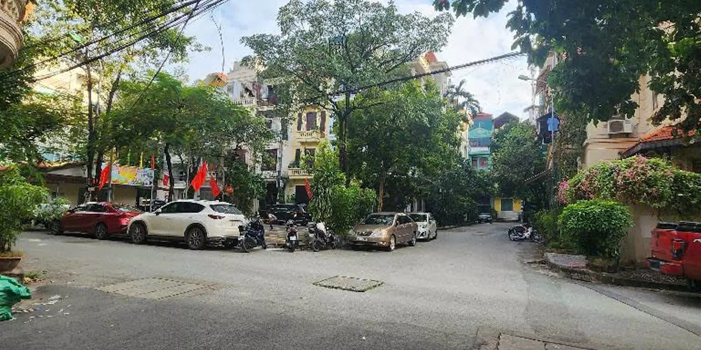 Nhà khu ĐTM Đại Kim cực hiếm, phân lô bàn cờ, thoáng trước sau, 3 ô tô tránh, vỉa hè 2 bên, để ở