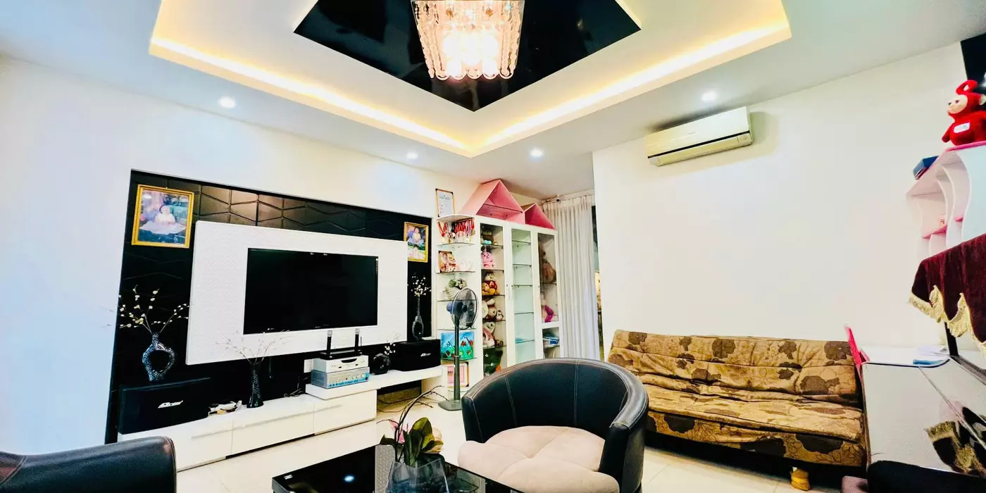 Bán nhà MT Đồng Nai P15 Quận 10, 3.8x14m 1T 3L 3PN nhỉnh 12 tỷ