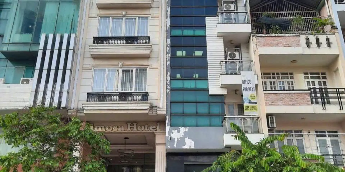 Bán tòa nhà MT Bạch Đằng, Tân Bình, hầm 8 tầng cách sân bay 400m