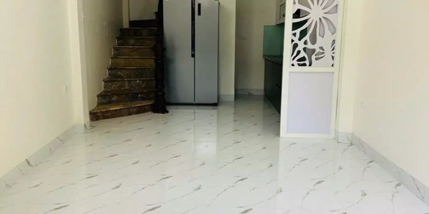 Bán nhà N3 Võ Chí Công Ở An Lành Vui Vẻ Ngõ Nông 35m2 5 tầng 6.3 tỷ