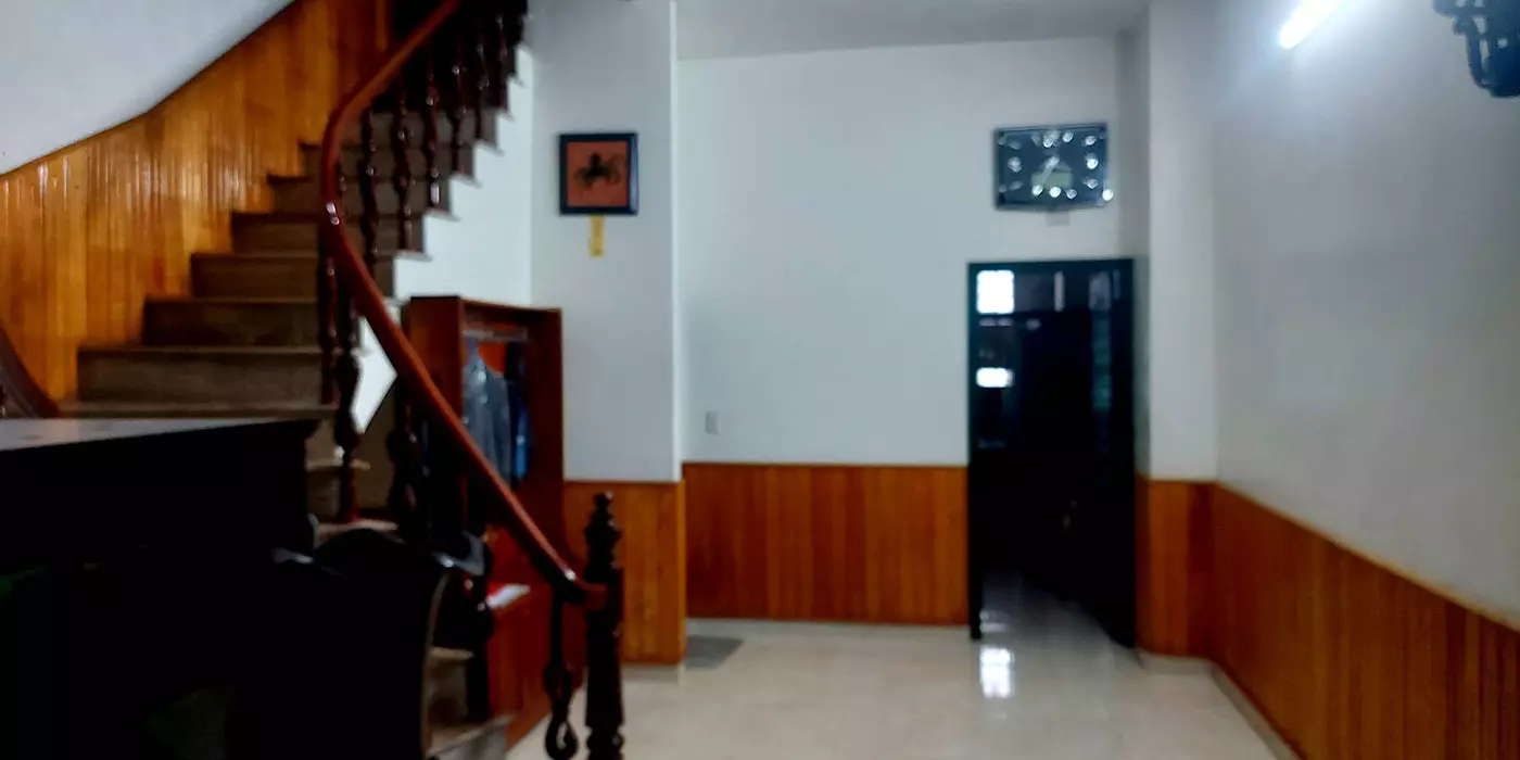Bán nhà 4 tầng lô góc Trần Thái Tông, diện tích 74m2, hai mặt tiền, kinh doanh đỉnh.