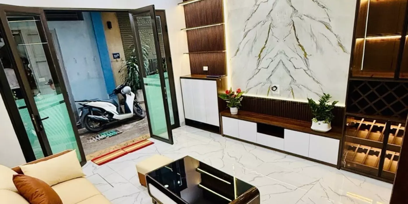 Bán nhà giáp nhị 5 tầng long lanh ngõ thông kinh doanh nhỏ hoàng mai