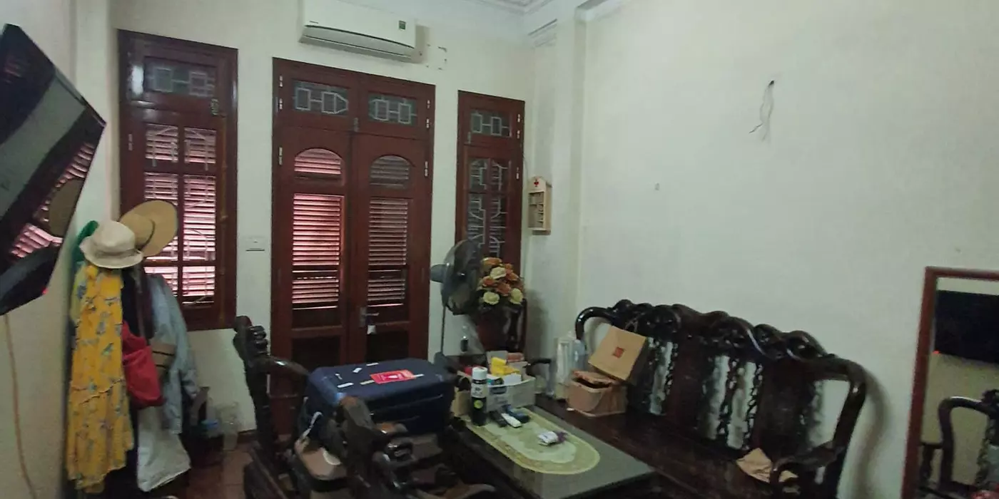 SIÊU PHẨM PHÂN LÔ MẶT NGÕ KHUẤT DUY TIẾN