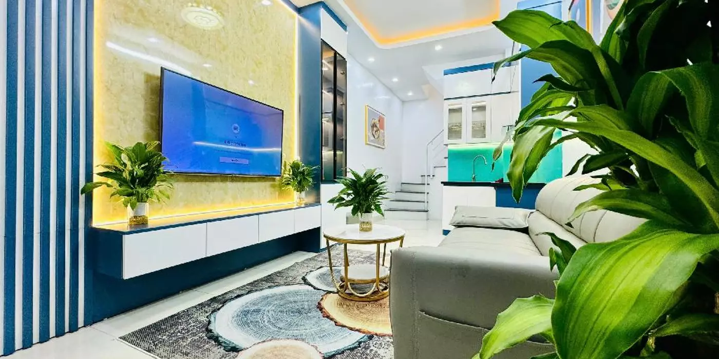 LÔ GÓC - VIEW HỒ - TÂY SƠN - 3 NGỦ ĐỦ CÔNG NĂNG - 20M RA ÔTÔ ĐỖ - 5 TỶ BẢY LĂM.