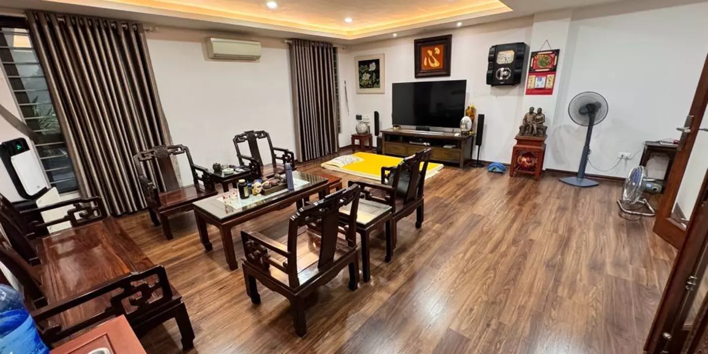 Bán Nhà Phố Hào Nam, Ô Tô, Thang Máy, KD, 57Mx7T, 20 Tỷ Hơn.