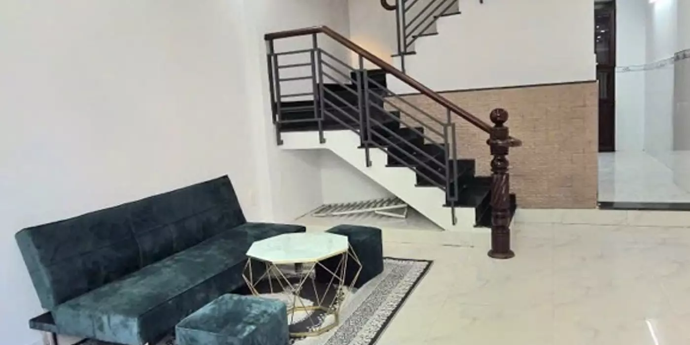 KHU TÊN LỬA, CHIẾN LƯỢC, 40M2, 3 TẦNG 3PN, HẺM XE HƠI THÔNG, GIÁ 4.3 TỶ