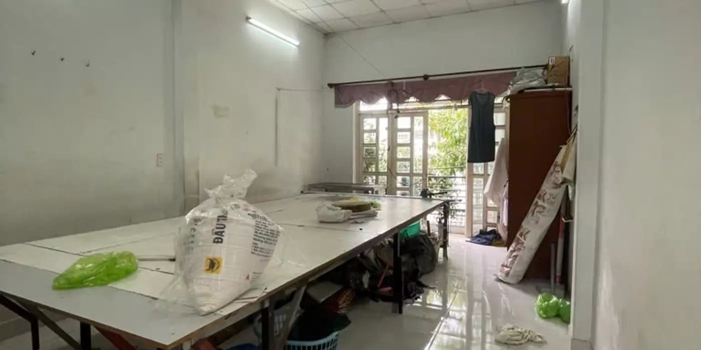 NHÀ GIÁ RẺ-GIÁP TÂN PHÚ-HẺM 7M-VÀO Ở NGAY-55M2-CHỈ 4X TỶ-GẤP BÁN TRƯỚC TẾT