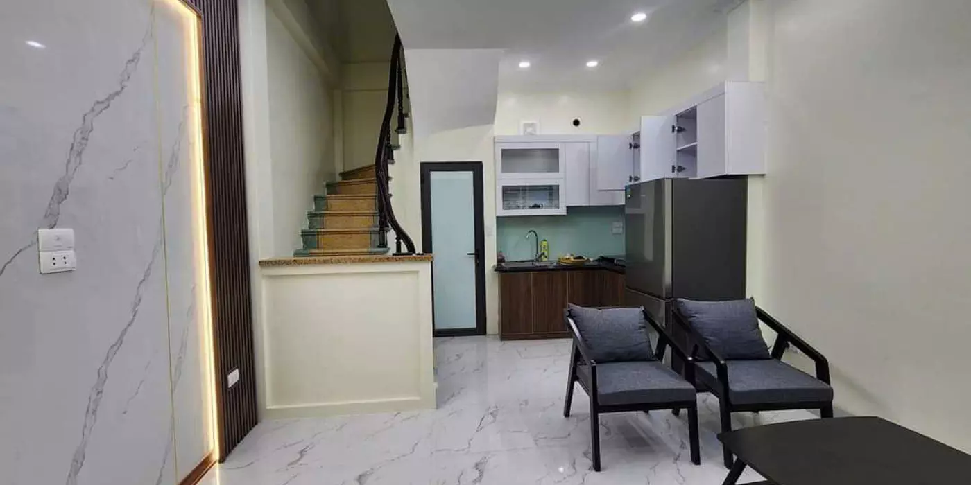 HÀNG HIẾM, NHÀ ĐẸP THÀNH CÔNG BA ĐÌNH, 28M*4T, TẦM TIỀN HIẾM, HÀNG BAY NHANH, CÁCH PHỐ 80M