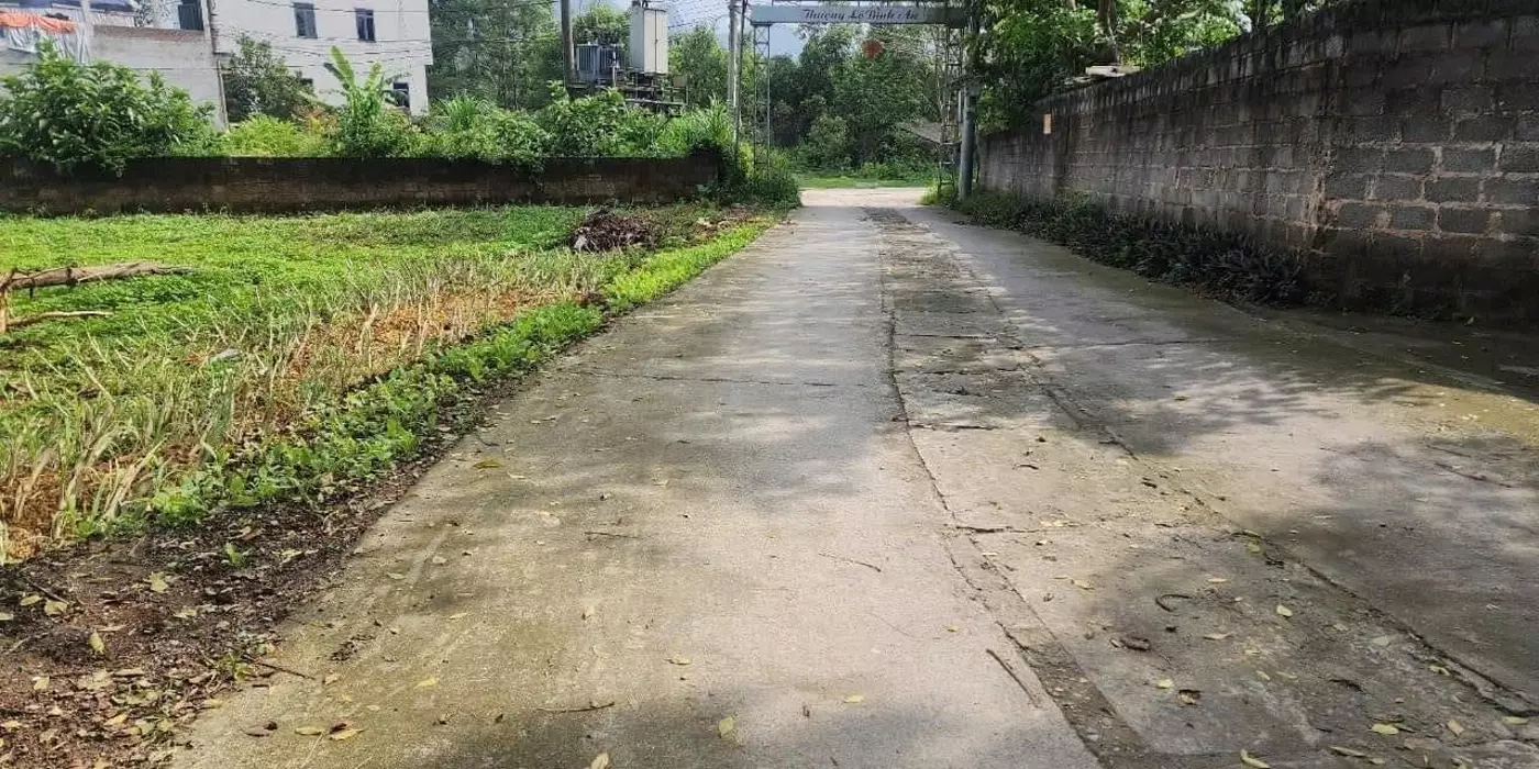 Bán gấp đất tại xã Tân Tiến, 2,3 tỷ vnd, 266 m2