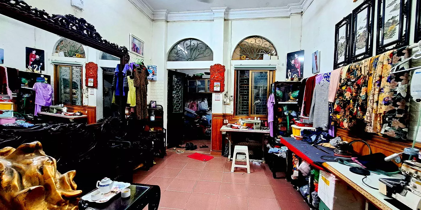 Bán gấp ngõ ô tô, nở hậu, Khương Trung, Thanh Xuân, DT 45m2, 3 tầng,  giá 6,75 tỷ.