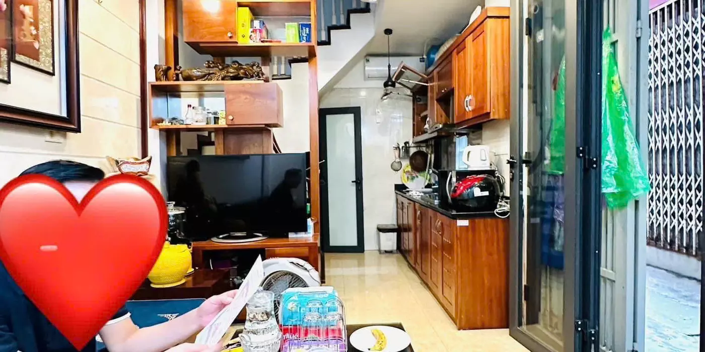 Bán nhà Hoàng Hoa Thám - Dân xây 5 tầng - Mặt tiền rộng - Nhỉnh 5 tỷ