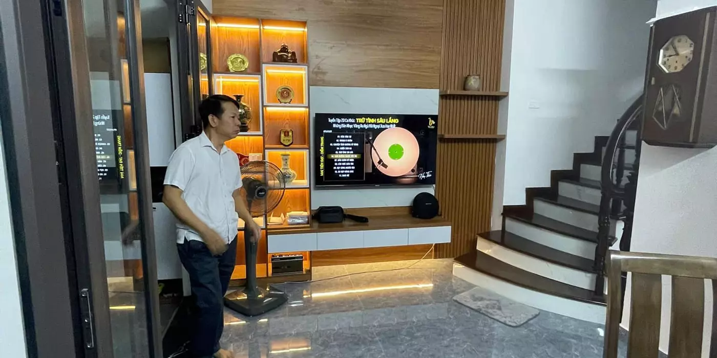 Bán Nhà Phố Láng Hạ, Đống Đa, DT 50m2, MT Gần 5m, Full Nội Thất, Cạnh ÔTô Chỉ Hơn 9 Tỷ