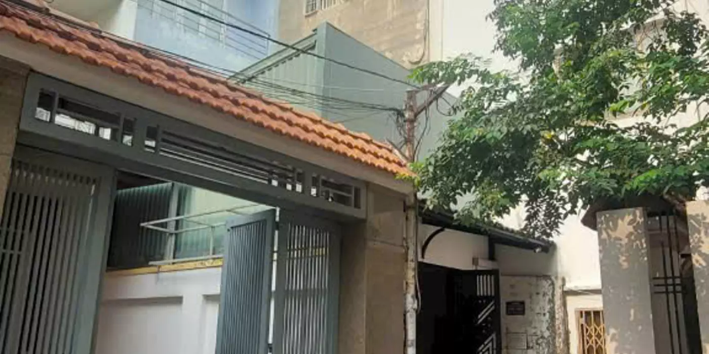 Bán gấp nhà Tô Hiến Thành Quận 10, Dt 148m2, ô tô đổ cửa chỉ 100tr/m2
