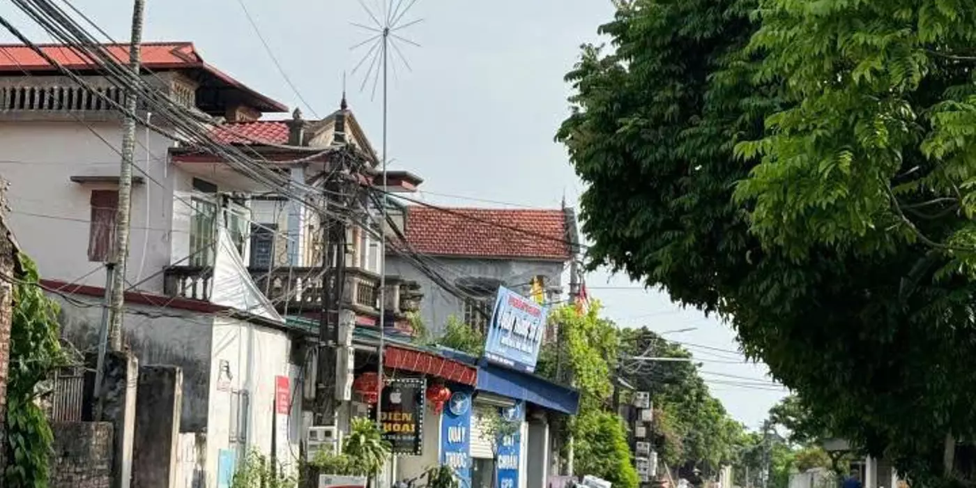 đẹp nhấtTân Dân, 30m trục chính KD, đường 6m thông,102m full thổ, mt=hậu=5m, 2.5 tỷ. 0971320468