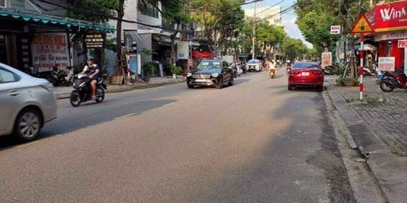 NHÀ MẶT TIỀN KINH DOANH- HÀ HUY TẬP -THANH KHÊ- ĐÀ NẴNG -GIÁ CHỈ 7,6 TỶ.