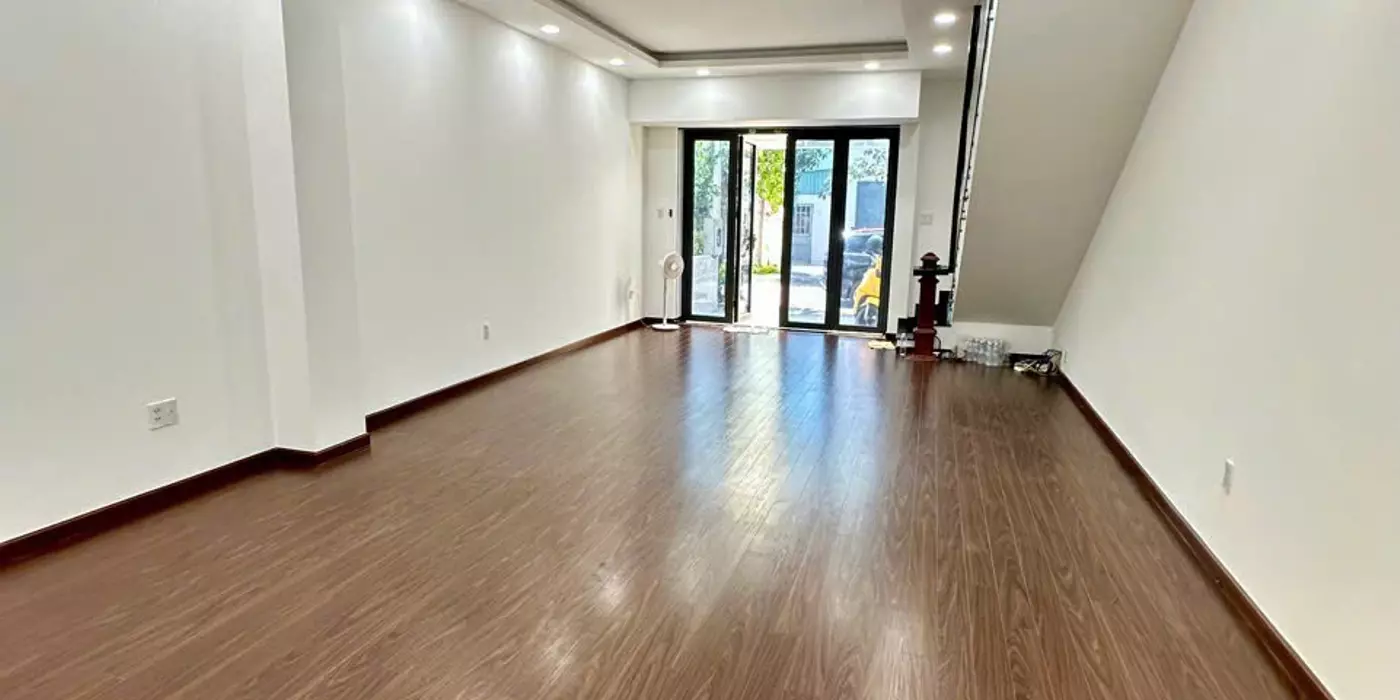 Bán nhà khu River park Phước long B, DT 75m , 3 tầng