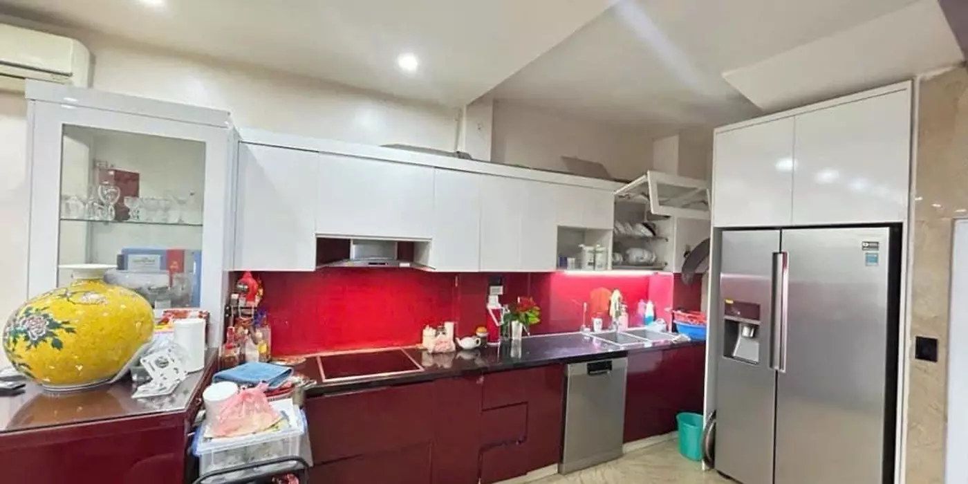 HỒ TÂY - GẦN PHỐ - VỈA HÈ - OTO ĐỖ CỬA VÀO NHÀ - NHÀ ĐẸP Ở NGAY - KHÔNG ĐIỂM CHÊ - 50m2 - 5 Tầng -
