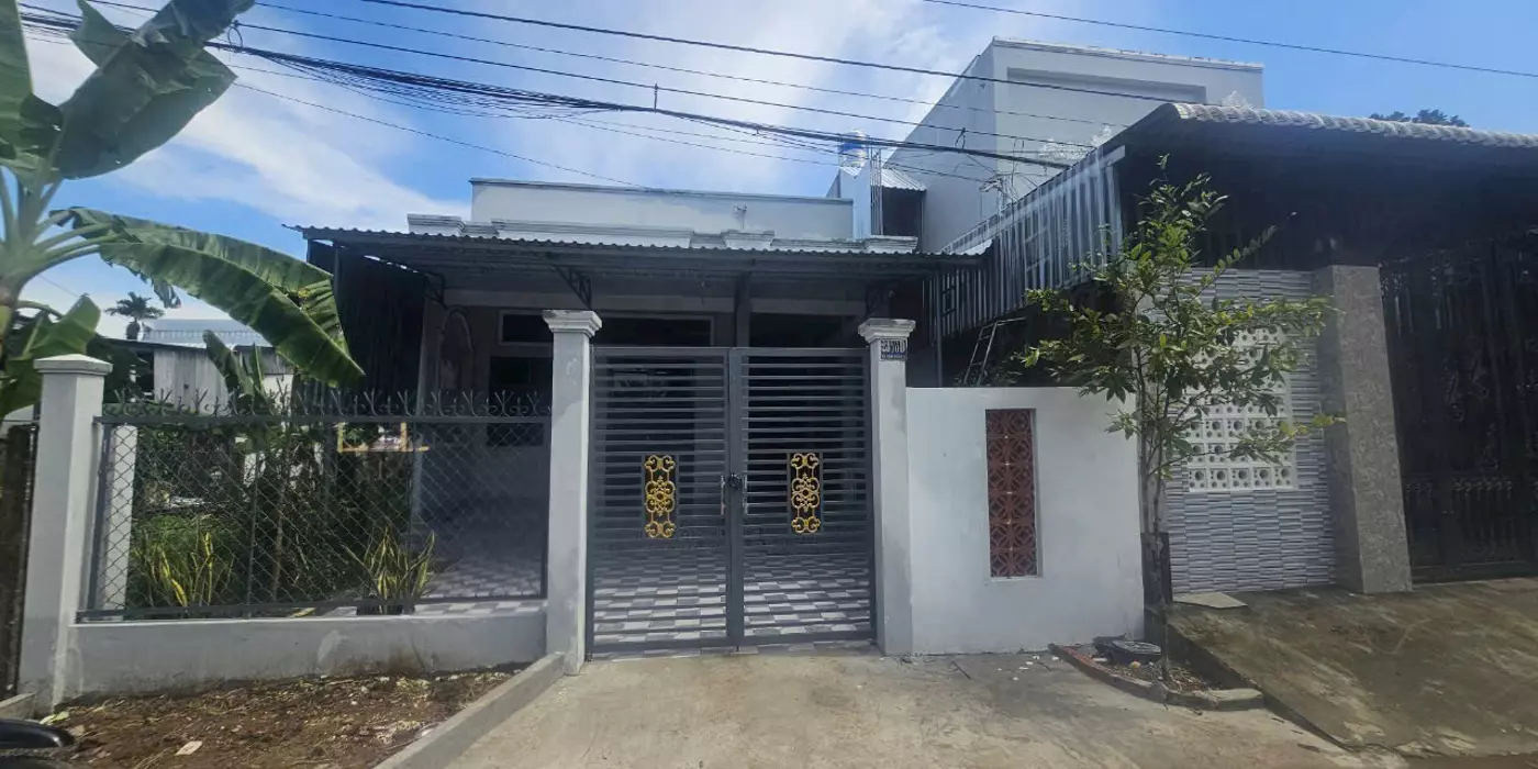 25 - BÁN NỀN TẶNG NHÀ CẤP 4 MỚI 70%, LỘ 6M, TẶNG LUÔN BỜ SÔNG MÁT MẼ