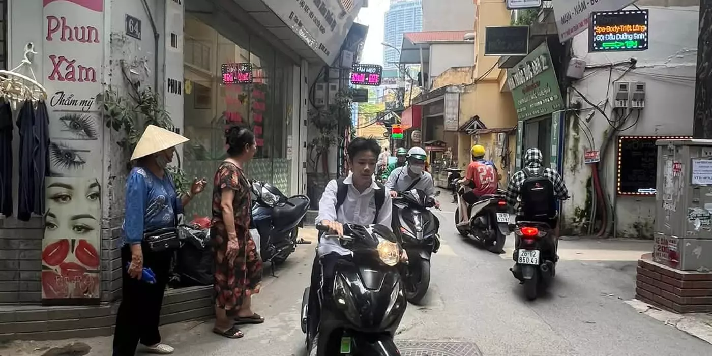 HÀNG HIẾM PHỐ TRẦN  THÁI TÔNG 115m*3T NHỈNH 14 TỶ, 15m  RA Ô TÔ, NGÕ THÔNG KINH DOANH