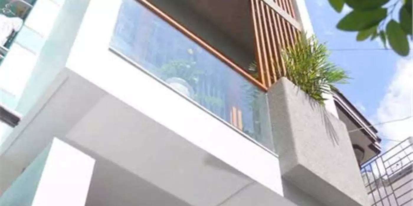 Bán nhà Văn Chương, Đống Đa. 4 mặt thoáng, DT 42m2, 4 tầng, ngõ thông kinh doanh