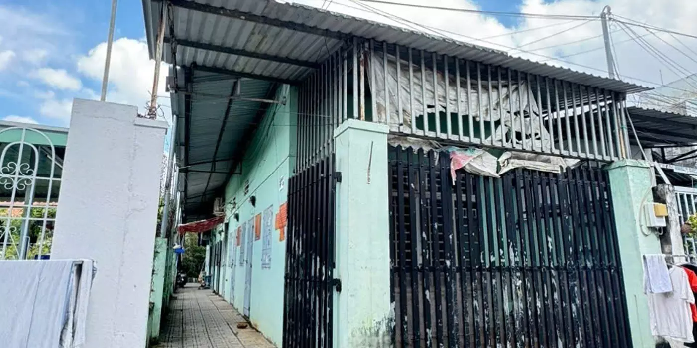 +1 BÁN GẤP - NHÀ C4 - HXT - 186M2- 8 PHÒNG CHO THUÊ - VUÔNG A4