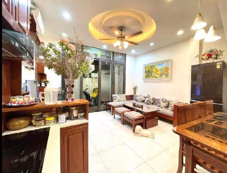 NHÀ DÂN XÂY CỰC CHẮC CHẮN - NGỌC THUỴ 5 _36M FULL NỘI THẤT - GIÁ 6TỶ8- NGÕ OTO ĐỖ CỬA