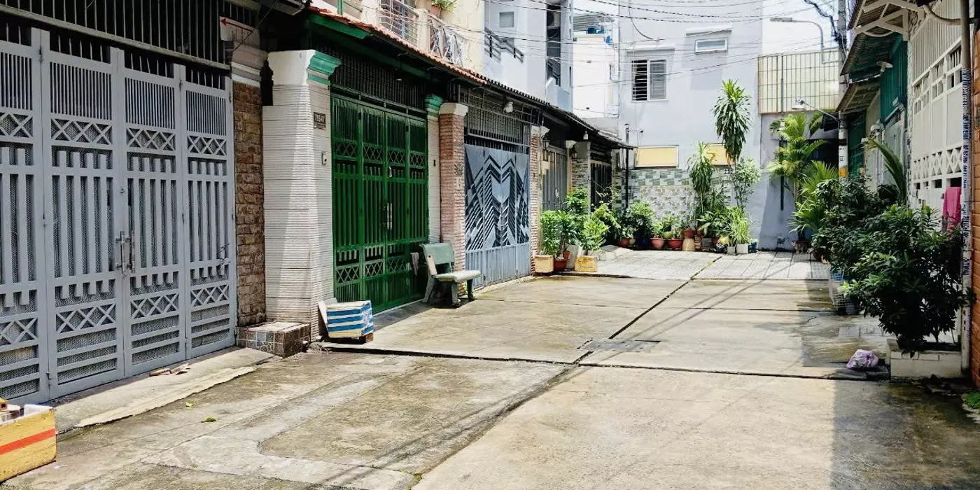 GIẢM 500TR, BÁN NHÀ GÒ VẤP, 62M2,HẺM 5M,3 TẦNG NHỈNH 4 tỷ.