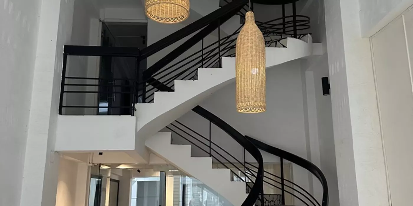 Bán nhà Phạm Ngọc Thạch Quận 3, DT: 4m x 21m, 4 tầng, chỉ 25.5 tỷ