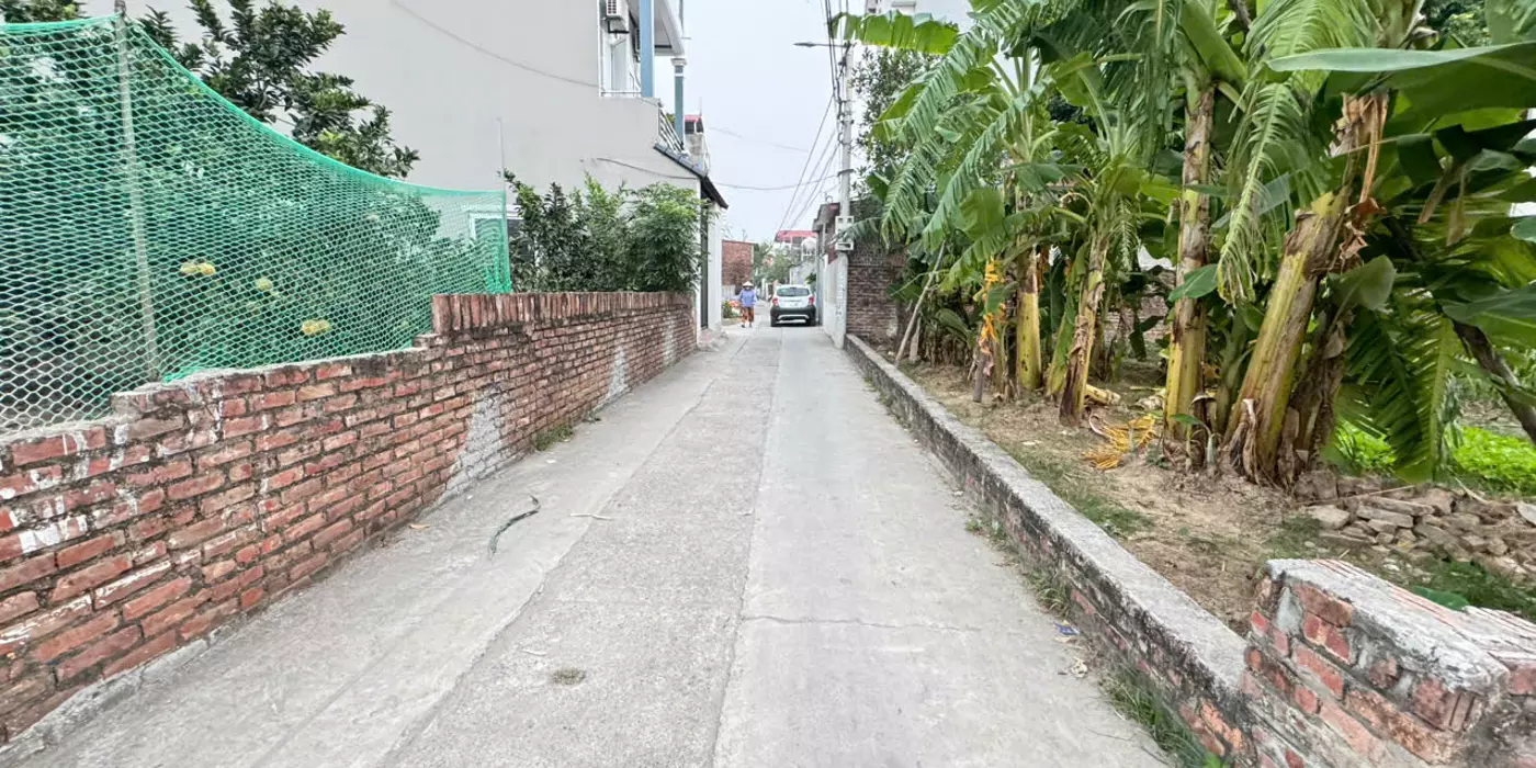 Bán đất tổ 9, Quang Minh, Mê Linh, HN. Cách 450m tới trường CD Y Dược Tuệ Tĩnh. 70m, giá 3,29 tỷ.