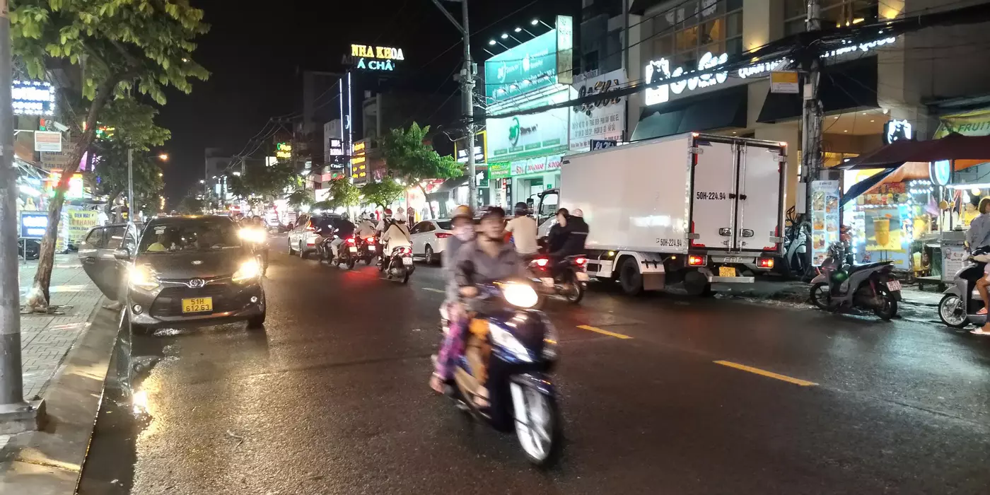 Bán nhà mặt tiền 3 tầng 9x35m giá 27,3 tỷ Đường Nguyễn Ảnh Thủ